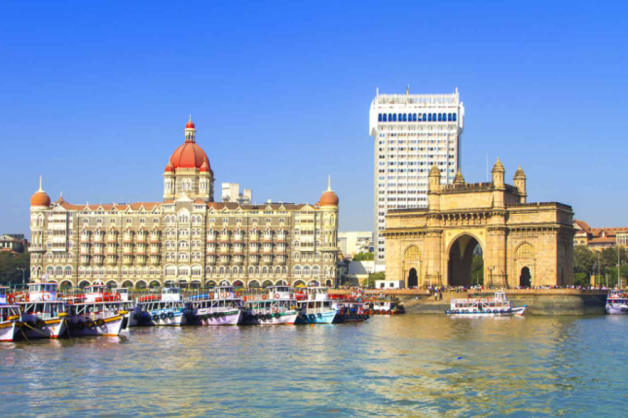 Pune to Mumbai Gateway of India Tour Package